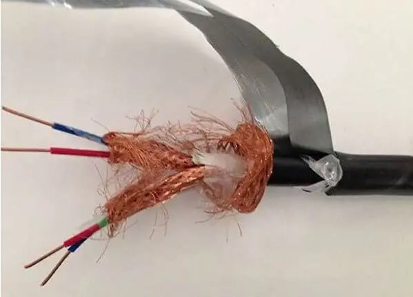 도매 가격 PVC 절연 구리 와이어 브레이드 차폐 SWA STA 기갑 멀티 코어 0.5mm 0.75mm 1.5mm 1mm 2.5mm 계측 전선 케이블